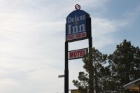 Deluxe inn motel