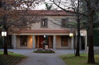 Am milner guest house