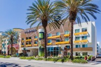 Hotel Indigo Anaheim (former Holiday Inn Anaheim) & Ramada Plaza Hotel Anaheim Resort