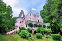 Cedar crest inn