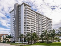 Hollywood towers condomin