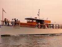 Manhattan yacht charters