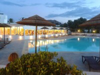 Mikri Vigla Hotel