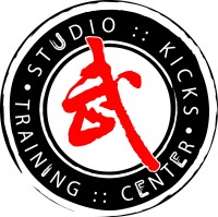 Studio kicks