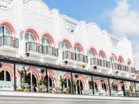 Ravesi's Hotel Bondi Beach