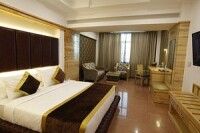 Hotel saffron leaf - india