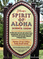 Walt Disney World Polynesian Resort Spirit of Aloha Luau and Dinner Show