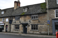The hollybush gastro pub witney