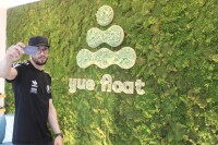 Yue float