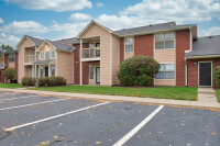 Oaks of Eagle Creek Apartments