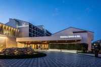 Portola Plaza Hotel