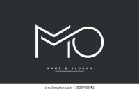 Mo