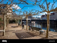 Promenade on the river