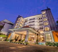 Grand Seriti Hotel and Grand Serela Hotel