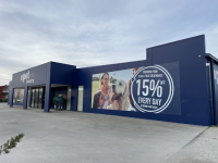 Pakenham produce & saddlery