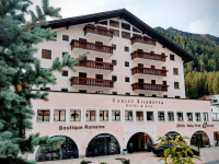 Zegg hotels & stores