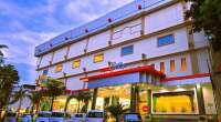 Rocky plaza hotel padang