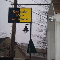 Seaside pub on main