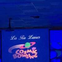 La ru bowling lanes