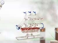 Peter minson art glass