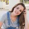 Mia Davis
