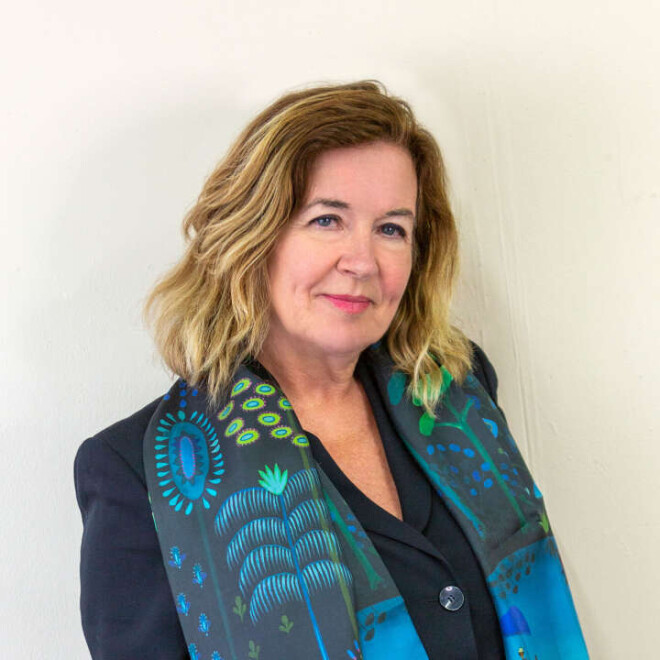 Review Daphne Stephenson image 358964